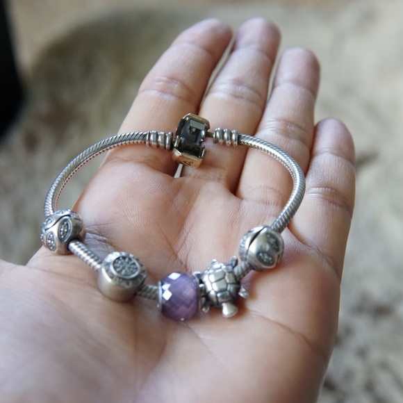 Pre-own Pandora Bracelet,charms,w/14k gold clasp - Picture 5 of 7